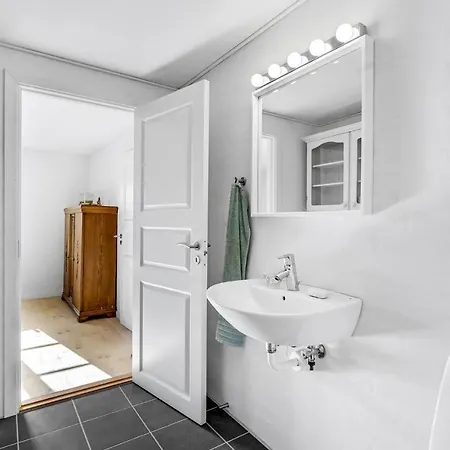 4 Bedroom Amazing In Ulfborg