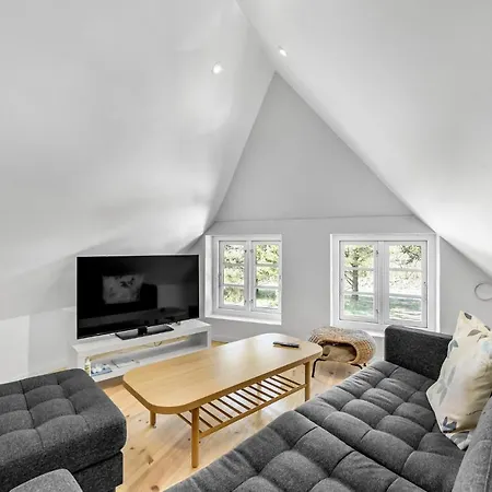 4 Bedroom Amazing In Ulfborg